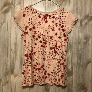ELLE Size M Floral Print Top w/ Ruffle Sleeves